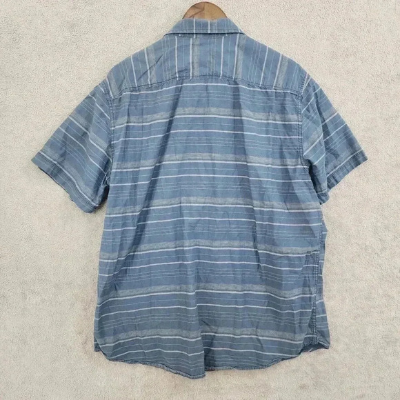 Northwest Territory Men's XL Short Sleeve Striped Button-Up Shirt 15PT - Picture 2 of 6